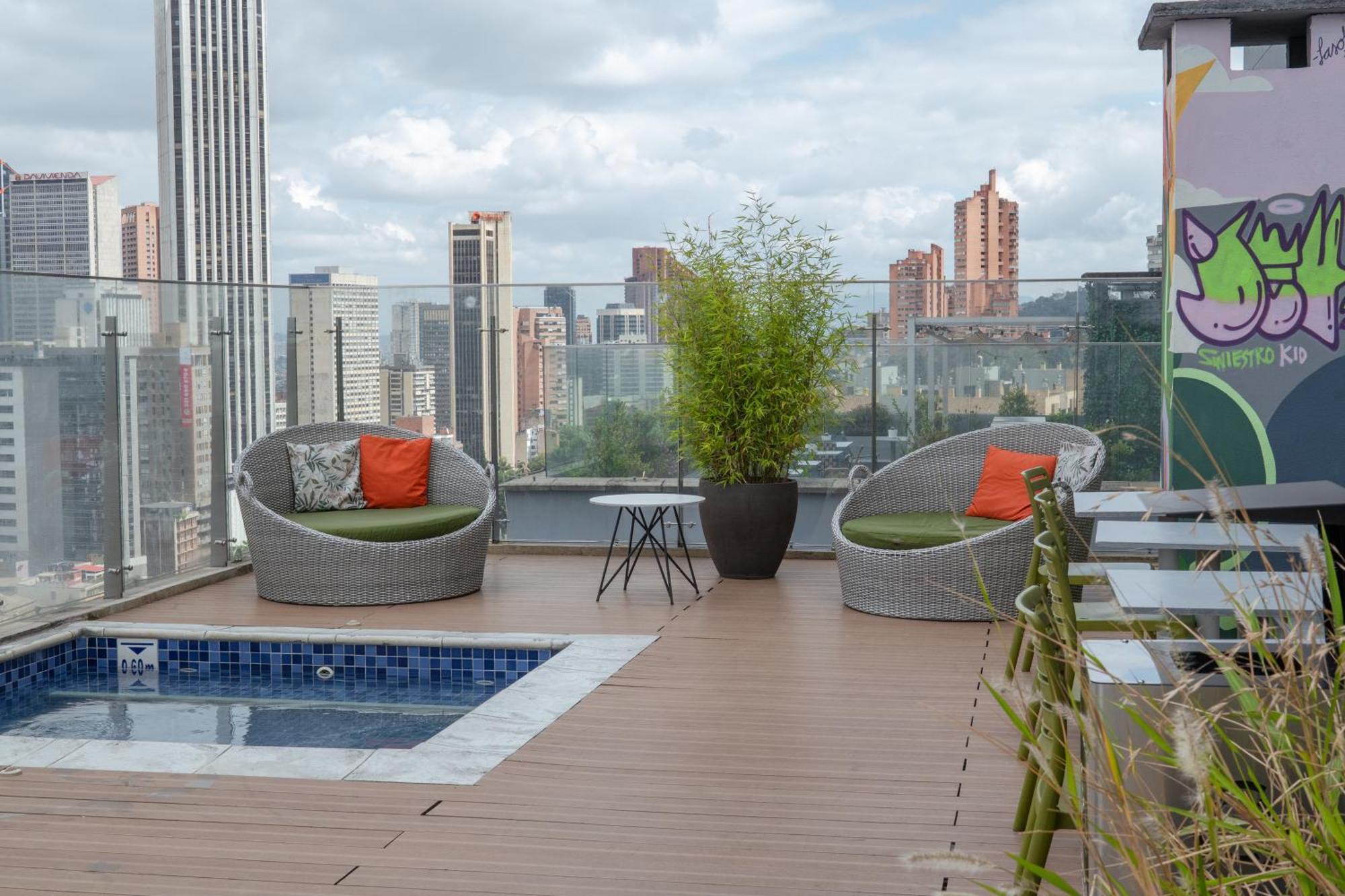 Отель Spotty Bogota Centro Экстерьер фото